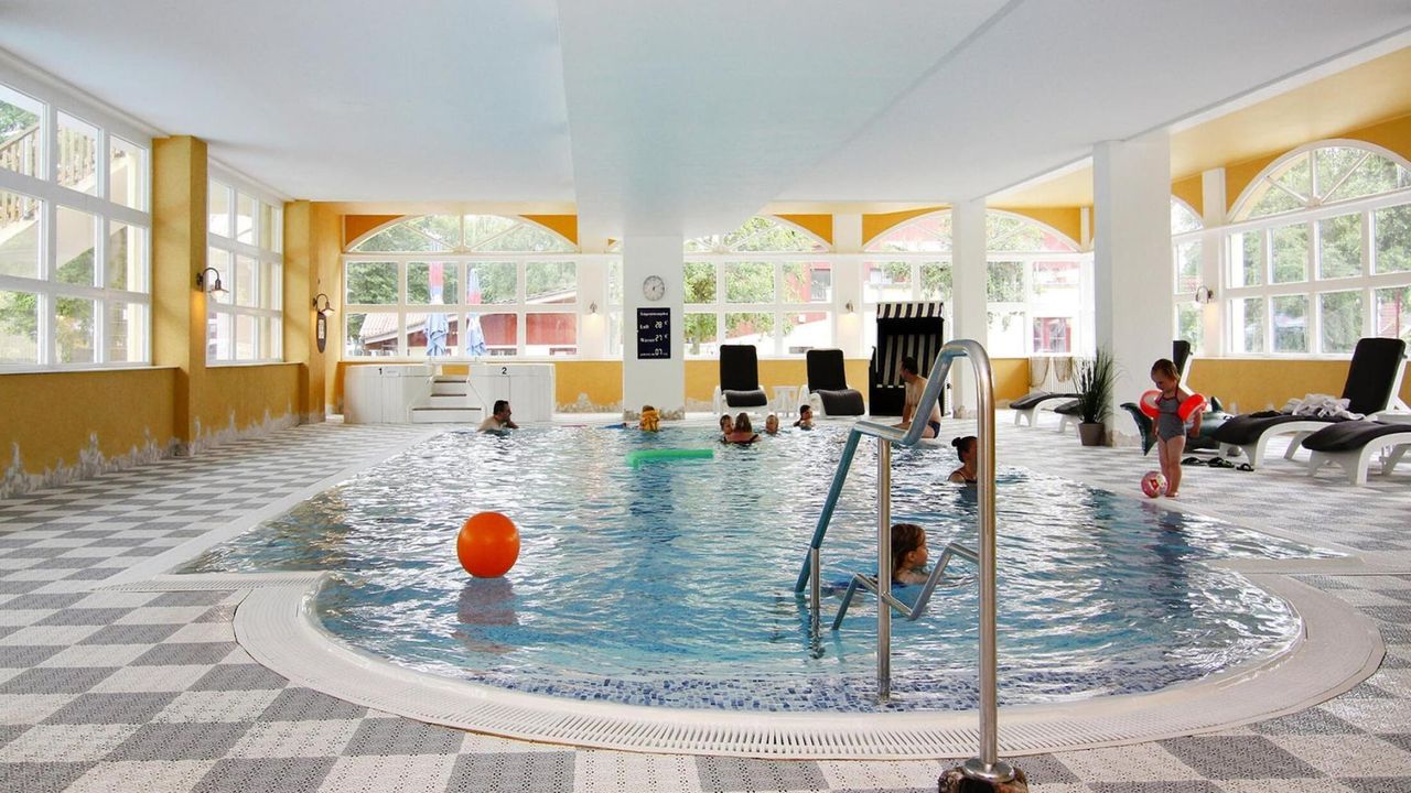 PoolOfHouse PoolOfHouse